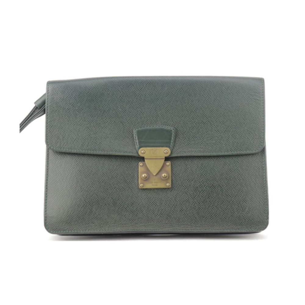 Louis Vuitton Green Taiga Pochette Belaia 8LK1129